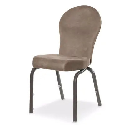 Burgess furniture, L: 43cm, Width: 63,5cm, H: 90cm, Weight: 6,8kg. Sitting area: 47cm (21/4)