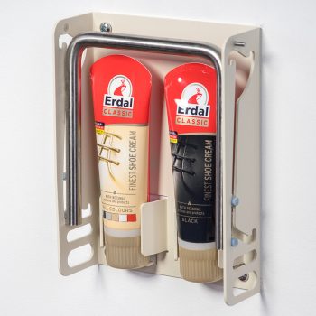 Matte sintered footrest