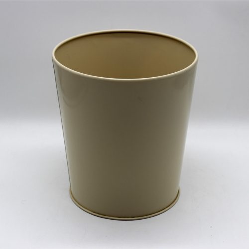 Trash bin